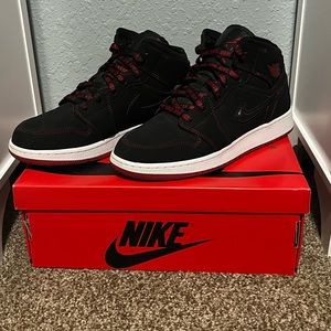 Air Jordan 1 mid fearless (GS)